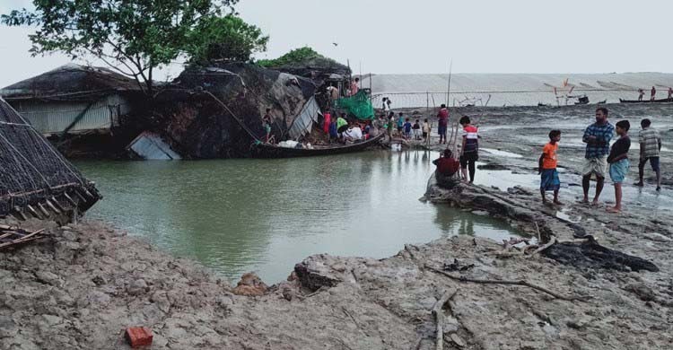 ২৩ প্রাণ কেড়ে বাংলাদেশ ছাড়ল সিত্রাং