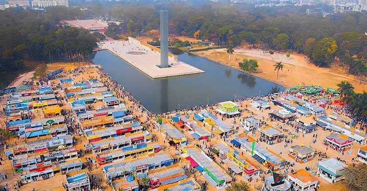 অব্যবস্থাপনার কারণেই পাঠক উপস্থিতি কম বইমেলায়!