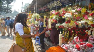 ফেব্রুয়ারী মাসে কোটি টাকার ফুল বিক্রির আশা ব্যবসায়ীদের