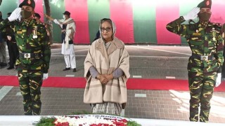 PM pays homage to Bangabandhu at Tungipara