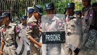 Prisoner killed, dozens wounded in Myanmar jail riot