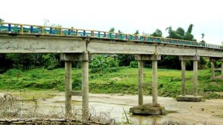 যে কোন সময় ধসে পড়তে পারে রাঙ্গুনিয়ার বগাবিলি সেতু