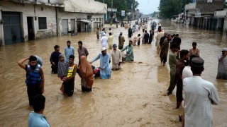 পাকিস্তানে ভারী বৃষ্টিপাতে প্রাণ গেল ২৫ জনের