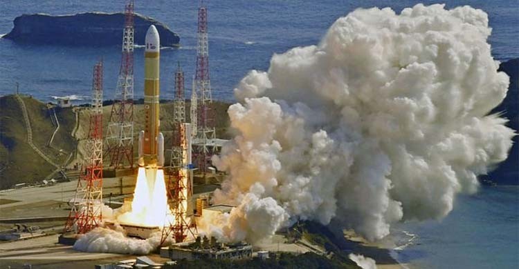 Japan H3 rocket fails, destruct command issued