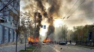 Explosions hit Kyiv, Russia damages aircraft in west Ukraine