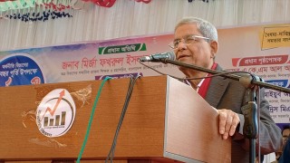 বাংলাদেশে গণতন্ত্রকে হত্যার চেষ্টা করা হয়েছে: মির্জা ফখরুল   