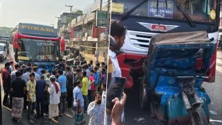 চট্টগ্রামে কোচিংয়ে যাওয়ার পথে বাসচাপায় ভাই-বোনসহ নিহত ৩